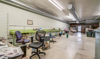 6732 NW 39th Expy, Bethany, OK 73008