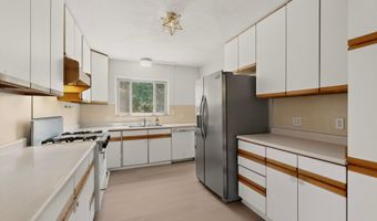 1608 Cardenas Dr NE, Albuquerque, NM 87110