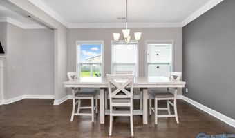 444 Summit Lakes Dr, Athens, AL 35613