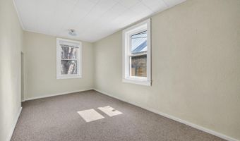 117 N Main St, Alma, WI 54610