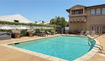 5241 Colodny Dr 403, Agoura Hills, CA 91301
