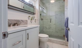 7411 Brava St, Carlsbad, CA 92009
