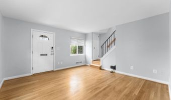 2303 RIVERVIEW Ter, Alexandria, VA 22303