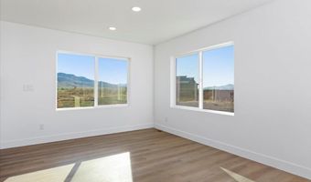 8 Punkin Center Rd, Bellevue, ID 83313
