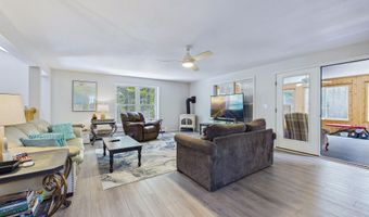 40 Meadow Dr, Bar Harbor, ME 04609