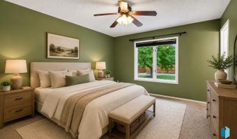 917 E Heatherwood Dr, Brandon, SD 57005