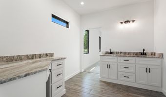 33169 Cardinal Dr, Afton, OK 74331
