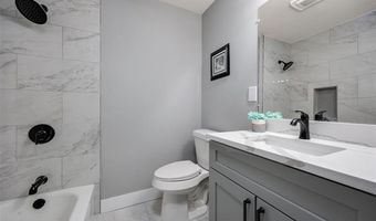 17108 Arlington Ave, Allen Park, MI 48101