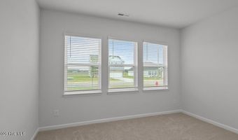 1087 Aviator Ln, Ayden, NC 28513