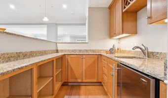 6111 DUNLEER Ct, Bethesda, MD 20817