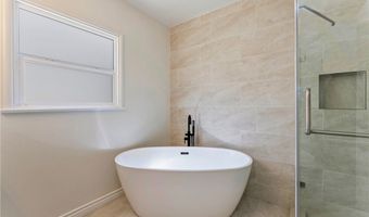 1956 N Roosevelt, Altadena, CA 91001