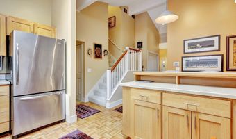 4040 Wispen Cir, Anchorage, AK 99517