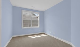 42706 CHISHOLM, Ashburn, VA 20148