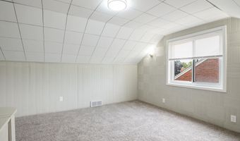 9250 Rosedale Blvd, Allen Park, MI 48101