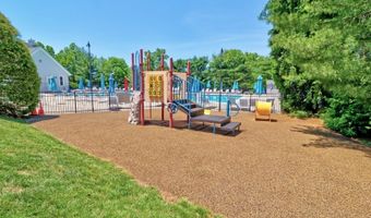 430 Cardinal Ln, Bedminster, NJ 07921