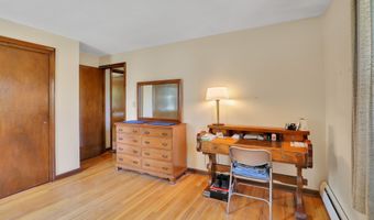 197 Hummingbird Dr, Berlin, CT 06037