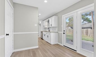 2300 Pine Ln, Barling, AR 72923