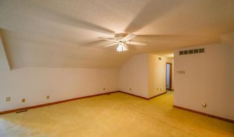 6300 Jonathan Ln, Albany, OH 45710