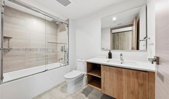 10281 W Bay Harbor Dr 205, Bay Harbor Islands, FL 33154