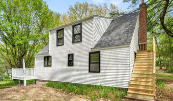 1335 Wolf Hill Rd, Cheshire, CT 06410