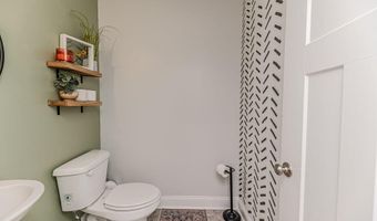216 Vanderbuilt Ct, Aberdeen, NC 28315