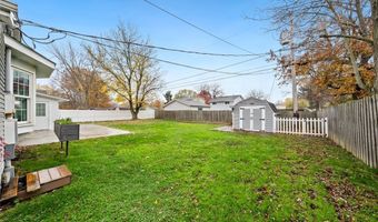 215 Rustic Hill Ln, Amherst, OH 44001