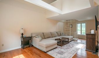 3 Chandler Dr, Atkinson, NH 03811