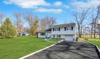 117 Brookview Ter, Bergenfield, NJ 07621