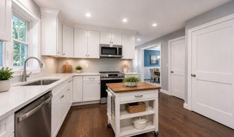 122 Canal St, Blackstone, MA 01504