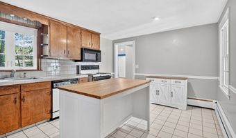 36 Jacqueline Dr, Bristol, CT 06010