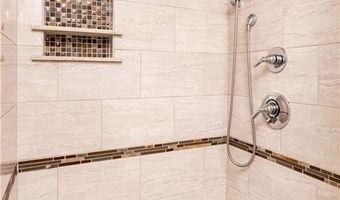 38 Bridgton Rd, Cranston, RI 02910