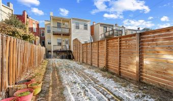 1018 11th St NE, Washington, DC 20002