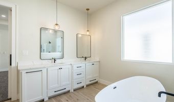 10 NE Armlei Dr, Andrews, TX 79714