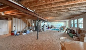 6353 S Queensburg Ct, Aurora, CO 80016