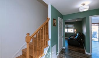 73 Carlyle Dr, Bayville, NJ 08721