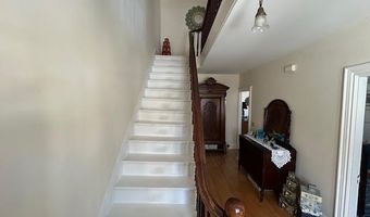 41 Grove St, Belfast, ME 04915