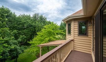 25047 W Palmer Ct, Antioch, IL 60002