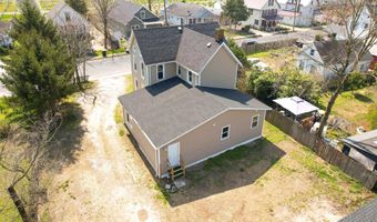 235 W 10 St, Laurel, DE 19956
