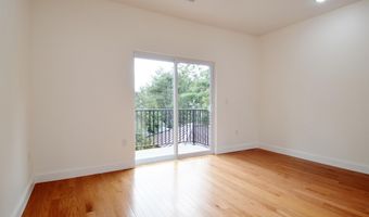92 W 6TH St 2, Bayonne, NJ 07002
