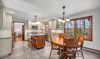 773 Devonwood Dr, Cheshire, CT 06410