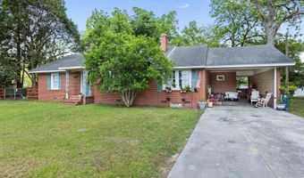 711 Parrish Ave, Adel, GA 31620