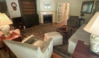 1817 Peppertree Dr, Alcoa, TN 37701