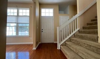 1556 Chapleau Dr, Ann Arbor, MI 48103
