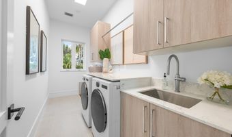 100 Glenbrook Ct, Atlantis, FL 33462