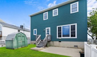 262 EVERGREEN Dr, Bayville, NJ 08721