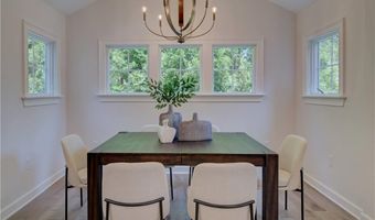 3 Tyler Point Rd, Barrington, RI 02806