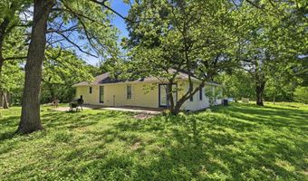 243 E 508th Rd, Aldrich, MO 65601