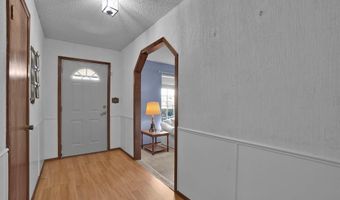 801 Cambridge Dr, Altus, OK 73521