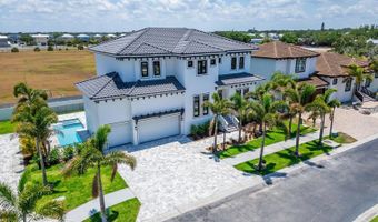517 Treviso Dr, Apollo Beach, FL 33572