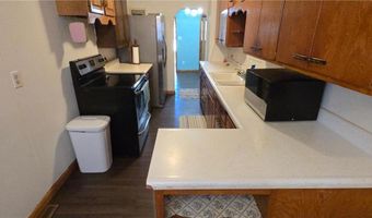 803 8th St SE, Austin, MN 55912